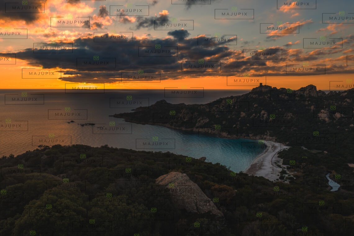 Roccapina au coucher de soleil