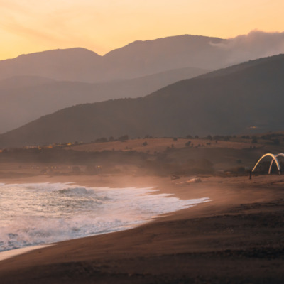 Plage di Liamone au coucher de soleil