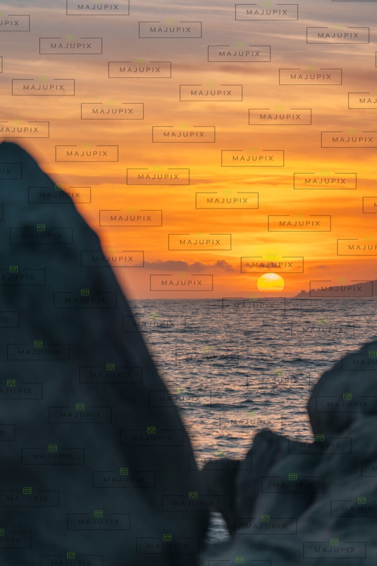 Plage du Liamone au coucher de soleil