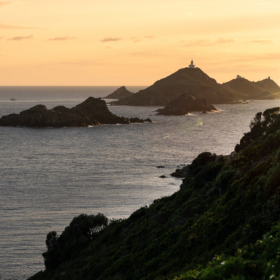 Les Iles Sanguinaires au coucher de soleil
