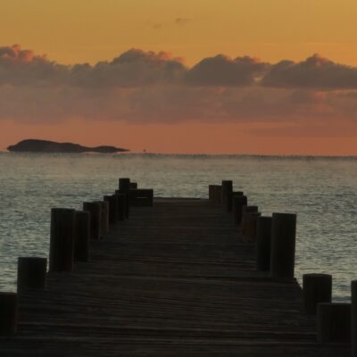 Plage de Santa Giulia au lever de soleil Porto-Vecchio