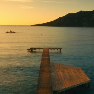 Plage de Santa Giulia au lever de soleil Porto-Vecchio