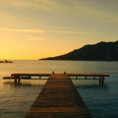 Plage de Santa Giulia au lever de soleil Porto-Vecchio
