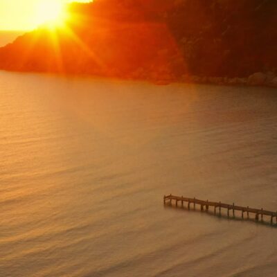 Plage de Santa Giulia au lever de soleil Porto-Vecchio