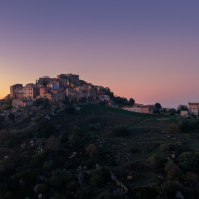 Sant'Antonino au coucher de soleil drone