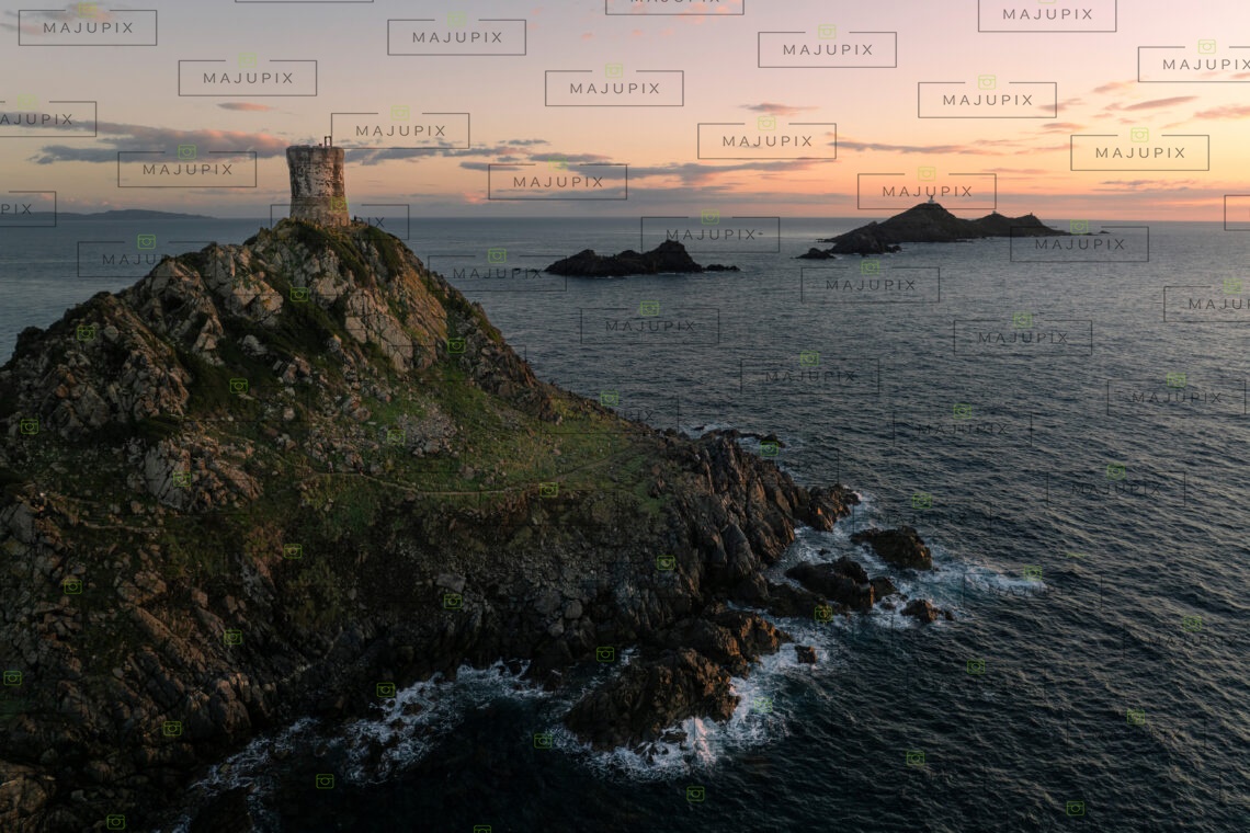 Coucher de soleil sur les Iles Sanguinaires Ajaccio drone