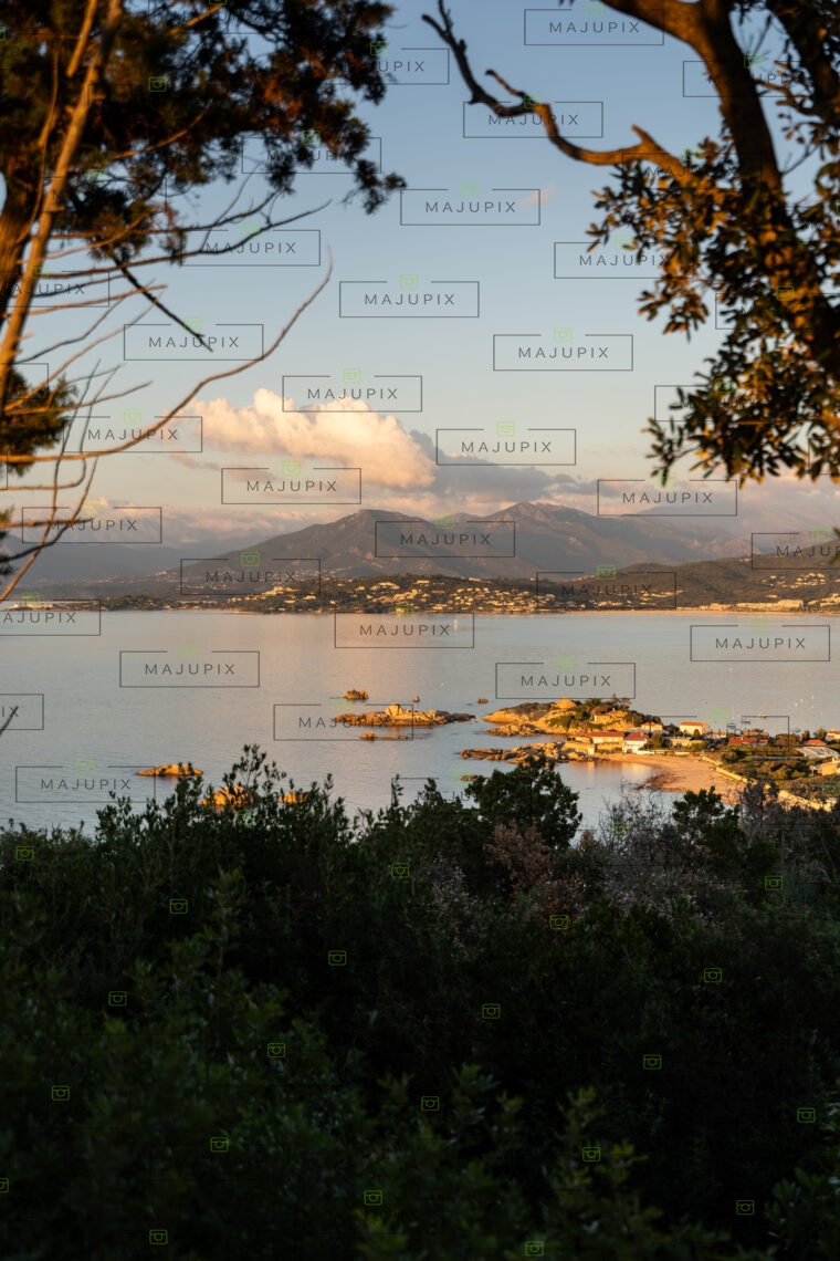 l'Isolella au coucher de soleil
