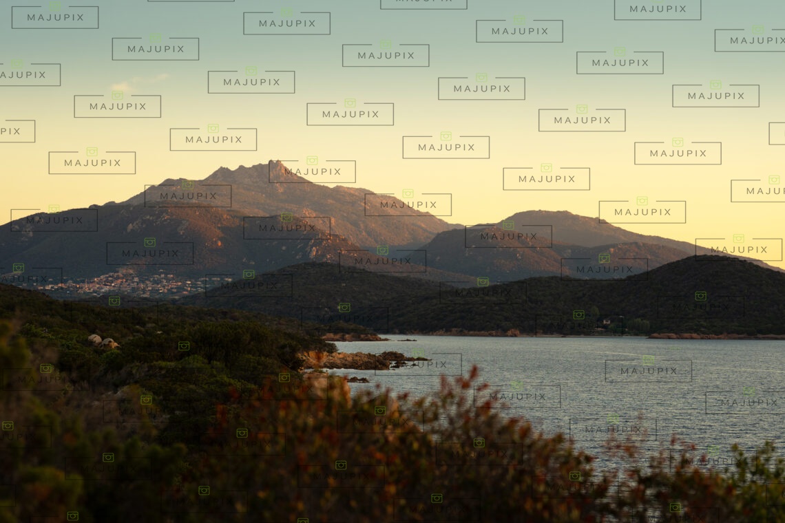 Monacia-d'Aullène lever de soleil