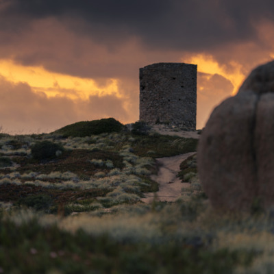 Tour génoise de La Pointe de Spano au coucher de soleil