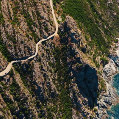 Route dans le Cap Corse avant l'anse d'Alisu