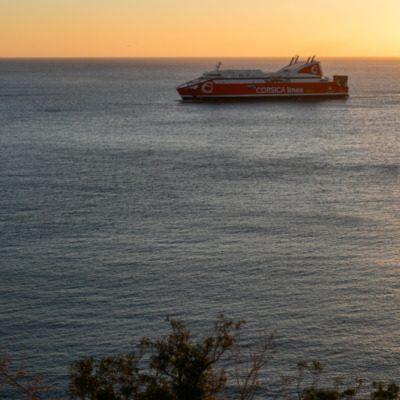 Lever de soleil sur Bastia