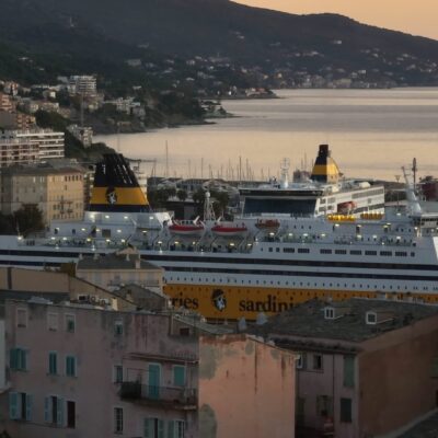 Port de Bastia au coucher de soleil