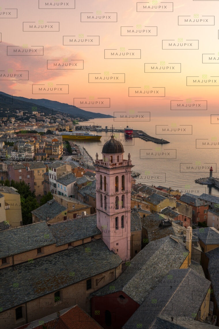 Lever de soleil sur Bastia