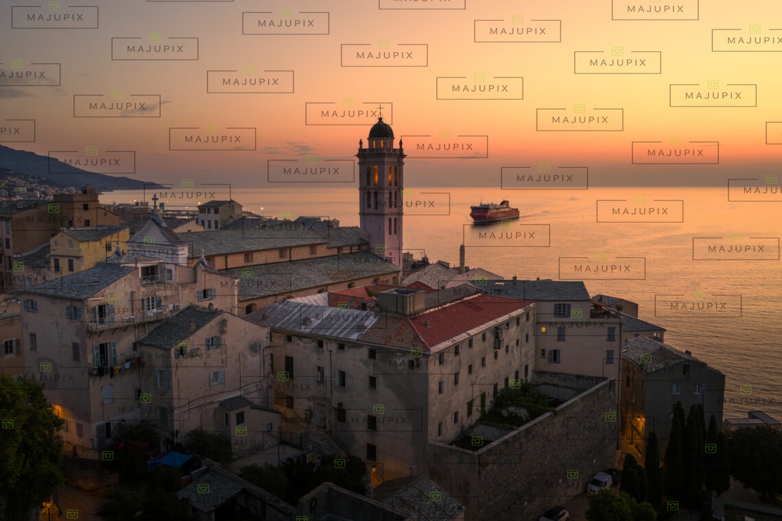 Bastia au lever de soleil