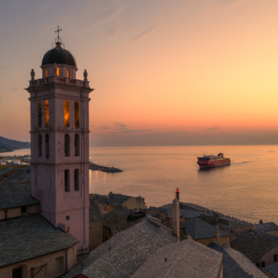 Bastia au lever de soleil