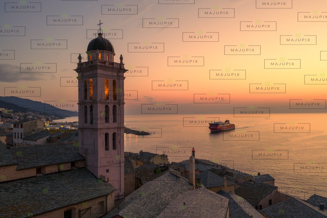 Bastia au lever de soleil