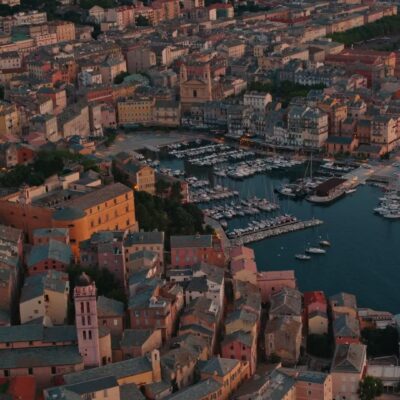 Bastia et son port au lever de soleil
