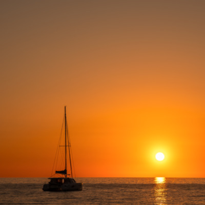 Coucher du soleil sur la marine de Giottani