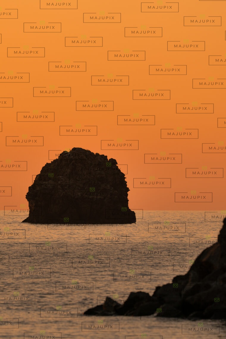 Coucher de soleil sur la marine de Giottani