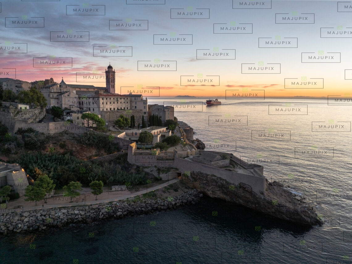 Bastia au lever de soleil