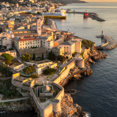 Bastia au lever du soleil