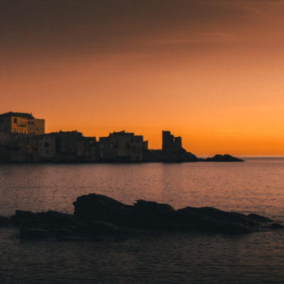 Erbalunga au lever de soleil