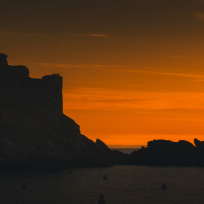 Tour génoise d' Erbalunga au lever de soleil