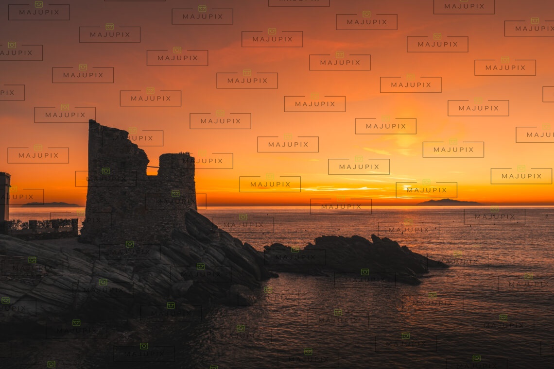 Erbalunga au lever du soleil