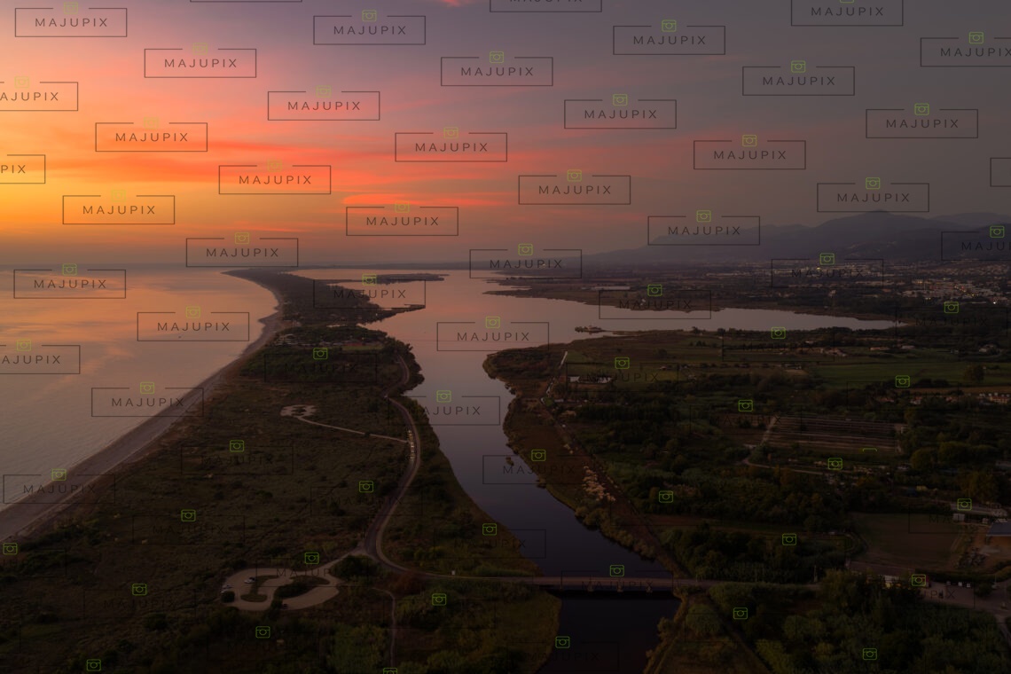 Etang de Biguglia au lever de soleil