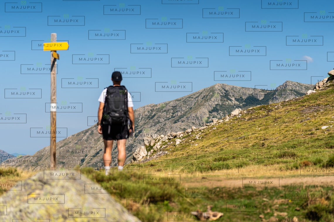 Sur le sentier I Pozzi depuis le Val d'Ese