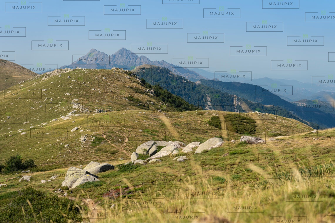 Sentier I Pozzi depuis le Val d'Ese
