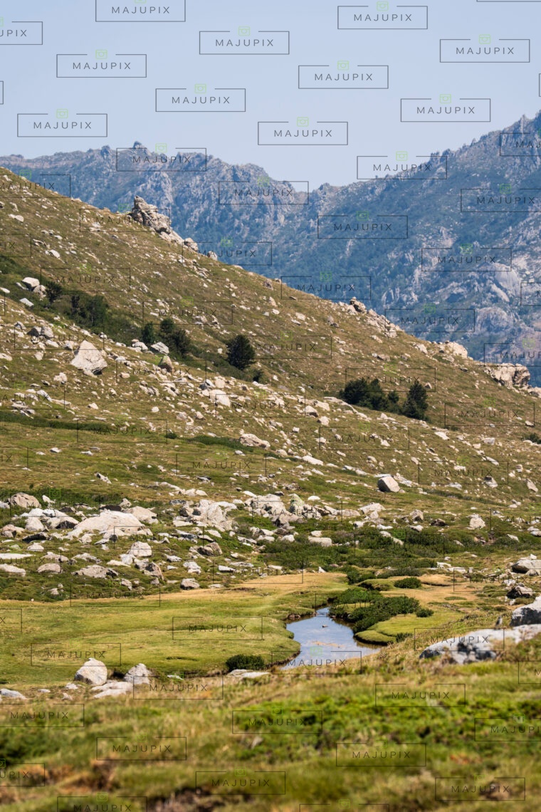 Sentier I Pozzi depuis le Val d'Ese