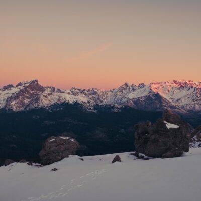 Lever de soleil sur la PAglia Orba depuis le lac de Ninu
