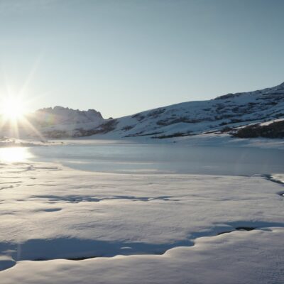 Lac de Ninu au lever de soleil