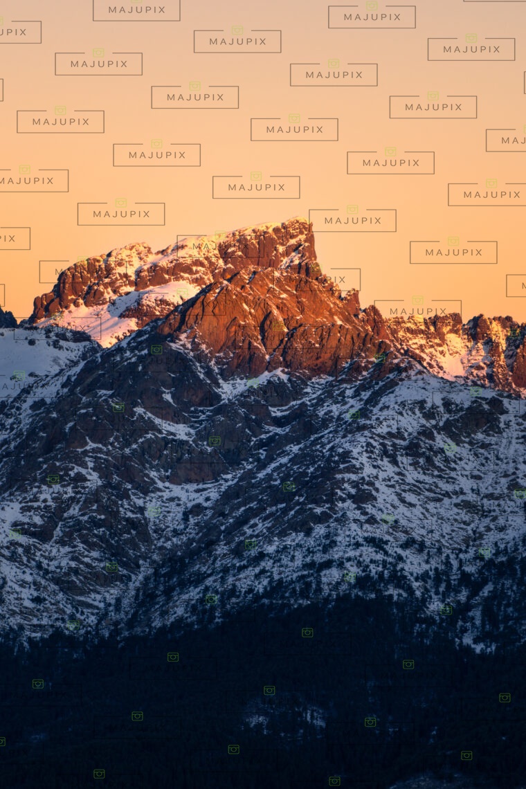 La Paglia Orba au lever de soleil depuis le  lac de Ninu
