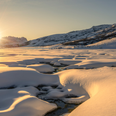 Lac de Ninu au lever de soleil