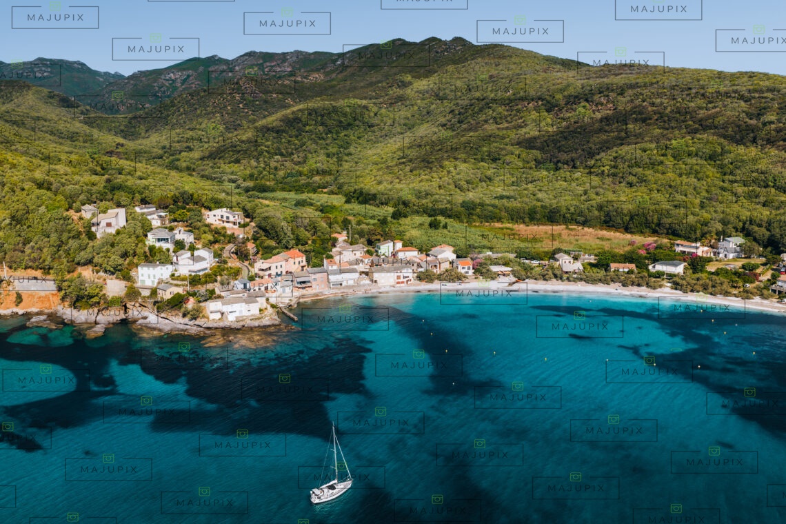 Marine et plage de Meria