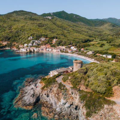 Marine plage et tour génoise de Meria