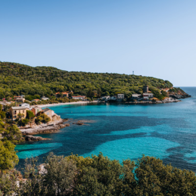Plage et marine de Meria