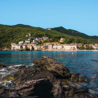 Marine de Meria et sa tour genoise