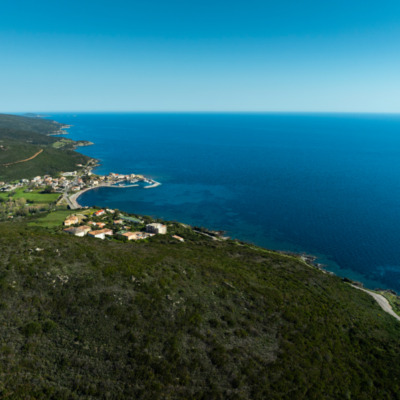 Santa-Severa depuis la plage du Misincu