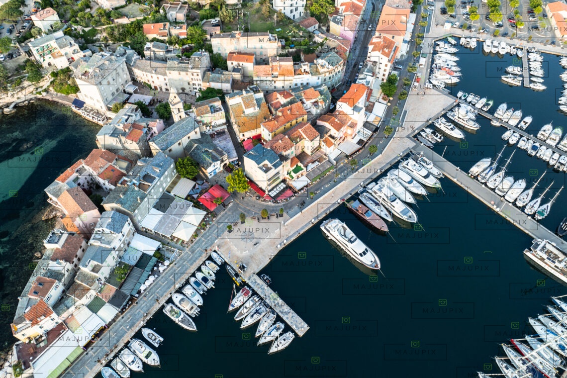 Saint-Florent et son port