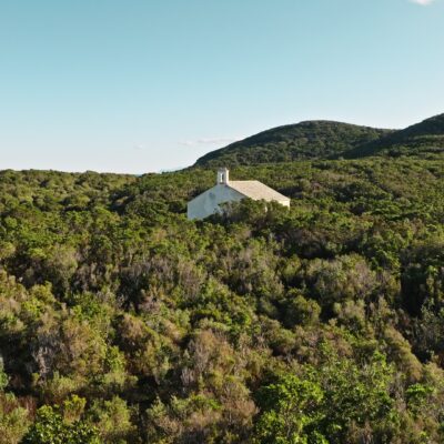 Chapelle de Santa-Maria sur le sentier des douaniers