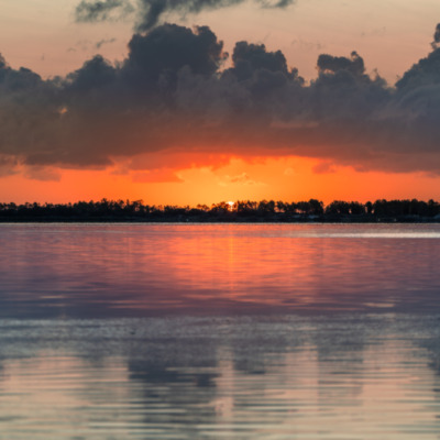 Lever de soleil à l'étang d'Urbinu