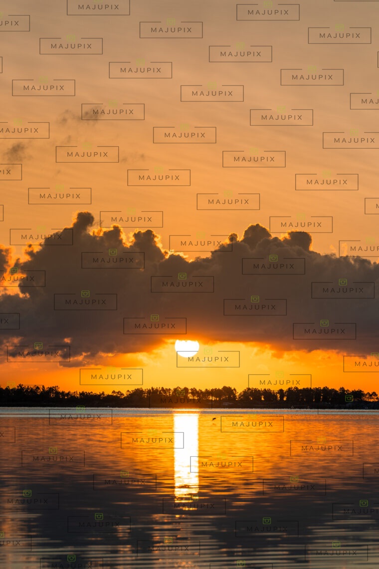 Lever de soleil à l'étang d'Urbinu