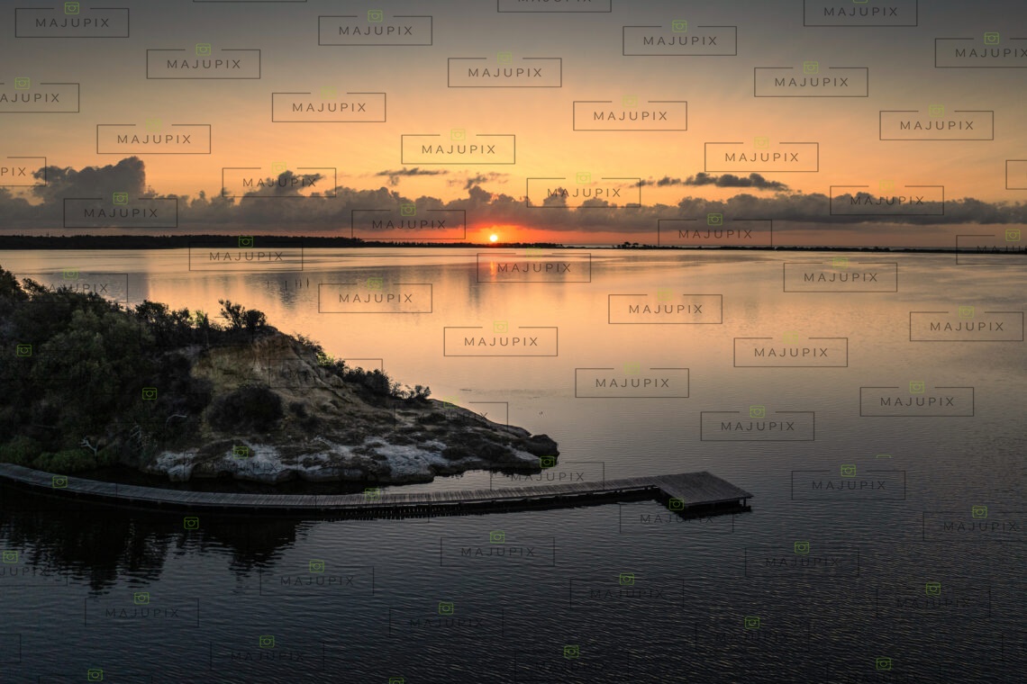 Lever de soleil à l'étang d'Urbinu