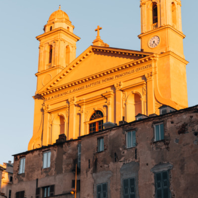 Eglise St Jean au lever de soleil