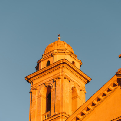 Eglise Saint Jean  au lever de soleil