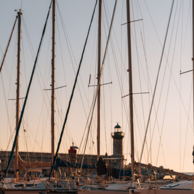 Vieux port de Bastia au lever de soleil