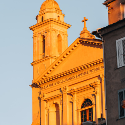 Eglise St Jean au lever de soleil